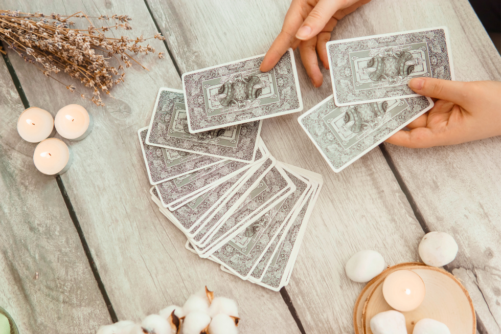 guidance-tirage-de-cartes-cannes-mandelieu